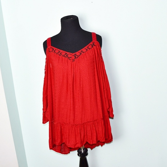 Tops - Beautiful Red Crochet Neckline Blouse